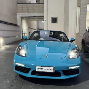 Porsche 718 Conversivel Azul